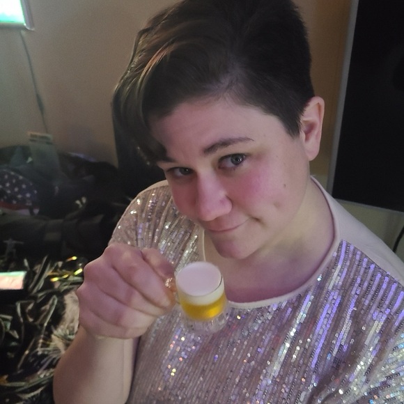 BRAND NAMES UP TO 75% OFF! - Picture 6 of 10